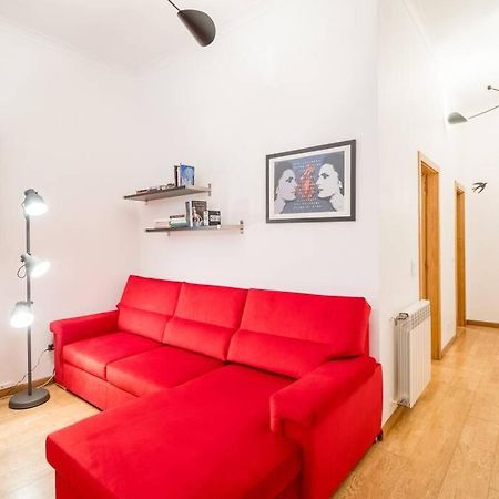 Beautiful Apartment Near The Center Of Lisbona Esterno foto
