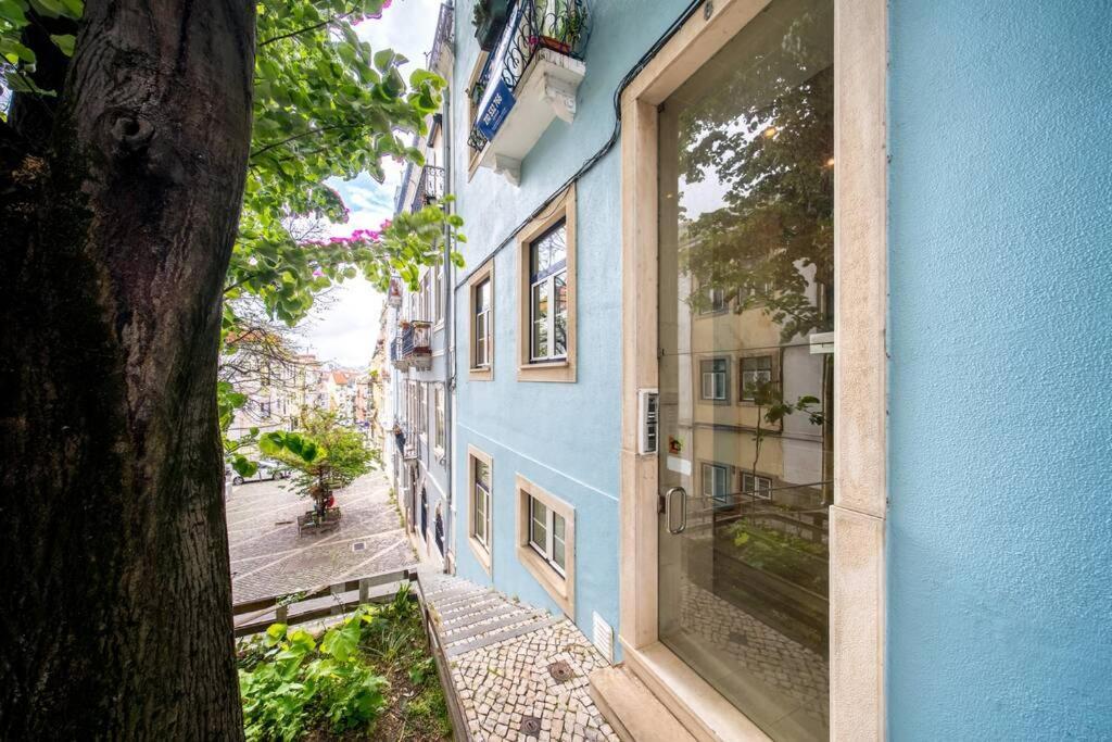 Beautiful Apartment Near The Center Of Lisbona Esterno foto