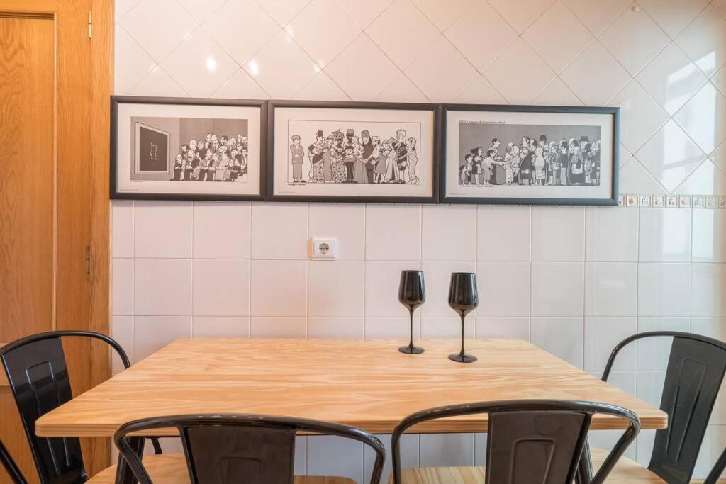 Beautiful Apartment Near The Center Of Lisbona Esterno foto